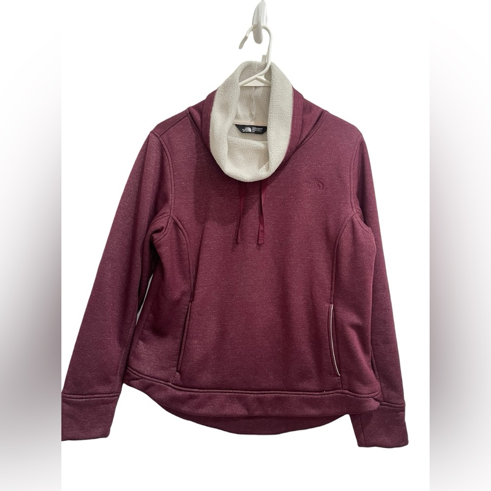 The North Face Burgundy Cream Cowl Neck Pullover Fleece Sweater Size L - Picture 2 of 16